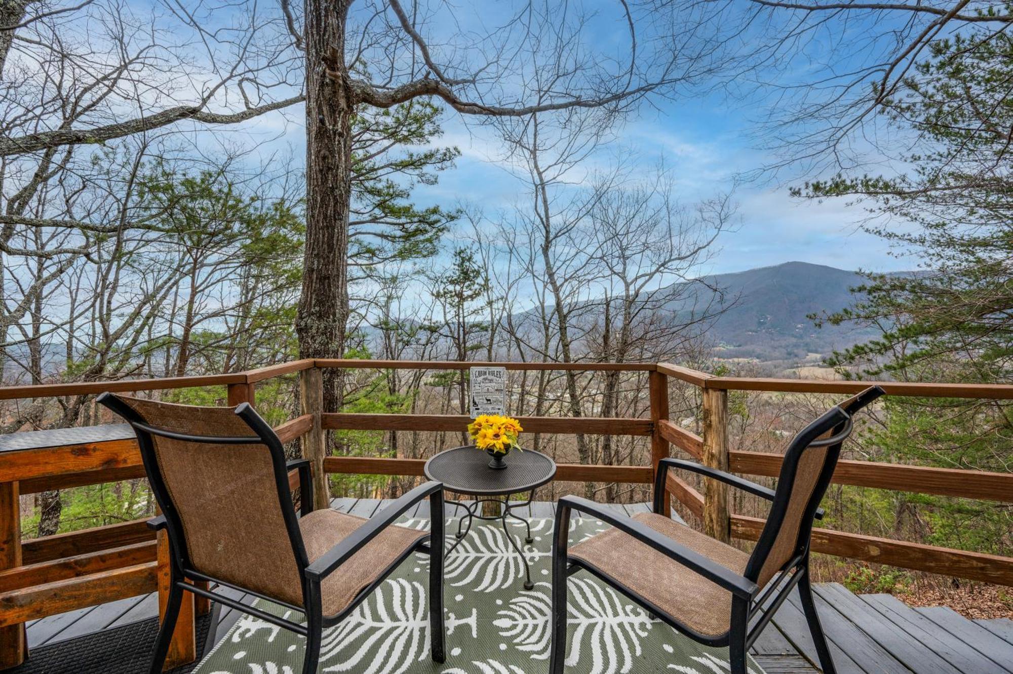 10 Miles Away From The Heart Of It All! Pigeon Forge Ngoại thất bức ảnh